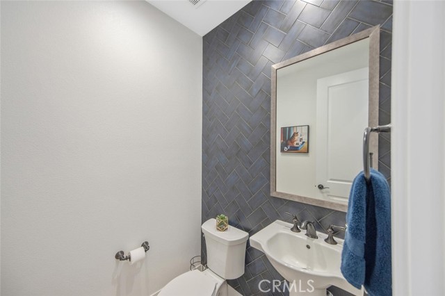 27751 Reel Lane, Stevenson Ranch CA: https://media.crmls.org/medias/ea27aa10-ab0f-4bc7-8da3-c74f23ddd5fe.jpg