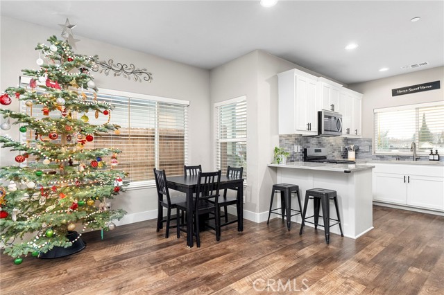 Detail Gallery Image 2 of 41 For 51 Jersey Brown Cir, Chico,  CA 95973 - 3 Beds | 2 Baths