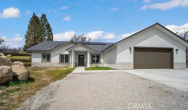 30181 Knight Ct, Tehachapi CA: https://media.crmls.org/medias/ea288f6e-01e0-4a69-9525-4e2d8b94212c.jpg