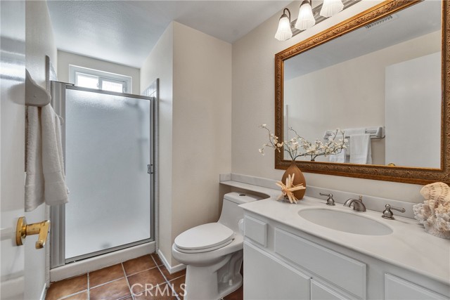 4 E Trenton, Irvine CA: https://media.crmls.org/medias/ea2a0471-56b9-43ca-89b9-e2bdcb2aabc5.jpg