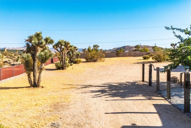 Detail Gallery Image 33 of 62 For 58685 Terra Vista Dr, Yucca Valley,  CA 92284 - 3 Beds | 2 Baths