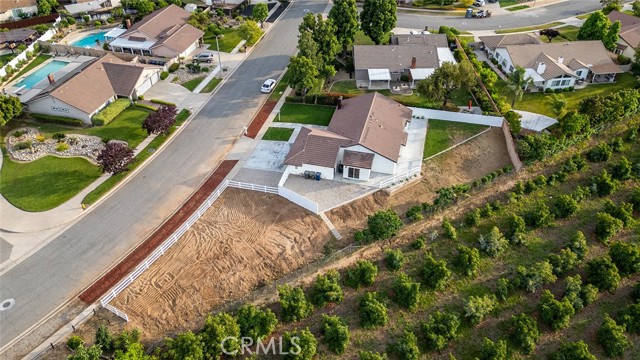 1563 Gary Lane, Redlands CA: https://media.crmls.org/medias/ea2b7852-5af7-4d30-9efc-f6ad6d8f013f.jpg