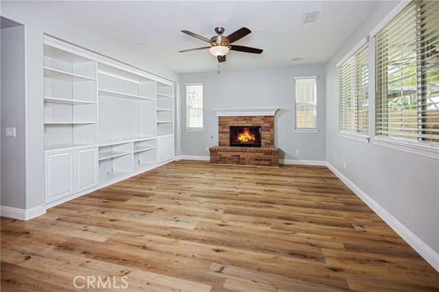 Detail Gallery Image 5 of 28 For 32056 Red Mountain, Temecula,  CA 92592 - 4 Beds | 2/1 Baths