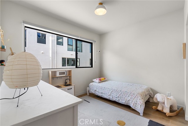 Detail Gallery Image 12 of 27 For 4524 N Ayla, Los Angeles,  CA 90041 - 3 Beds | 4 Baths