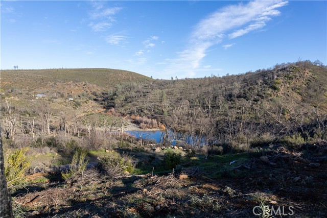 21541 Yankee Valley Road, Hidden Valley Lake CA: https://media.crmls.org/medias/ea2c448e-8c3f-486b-b1c8-a84e1eb8ae9e.jpg