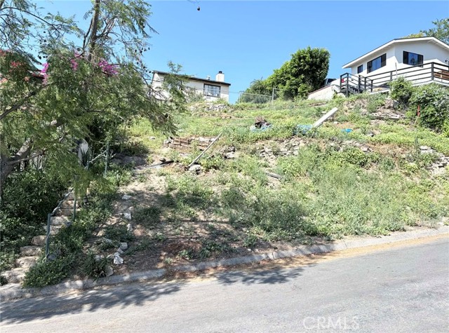 Detail Gallery Image 4 of 5 For 3607 Parrish Ave, Glassell Park,  CA 90065 - – Beds | – Baths