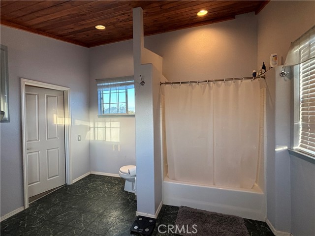 Detail Gallery Image 11 of 25 For 448 Manzanita Dr, Los Osos,  CA 93402 - 3 Beds | 2 Baths