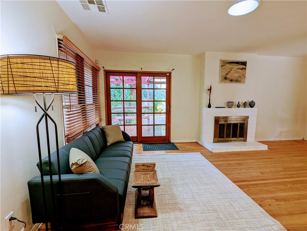 15123 Killion StreetSherman Oaks img 3
