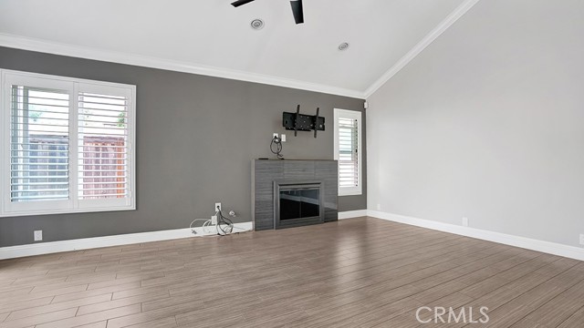 Detail Gallery Image 10 of 32 For 2524 Elden Ave #K-4,  Costa Mesa,  CA 92627 - 2 Beds | 2/1 Baths