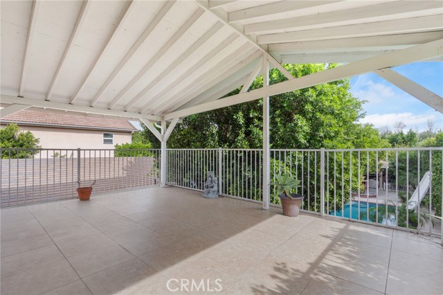 Detail Gallery Image 5 of 35 For 9340 Burnet Ave, North Hills,  CA 91343 - 5 Beds | 2/1 Baths