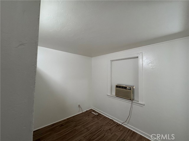 2726 5th Street, Riverside CA: https://media.crmls.org/medias/ea3435ca-3666-44ff-825f-a984c1a4fce9.jpg