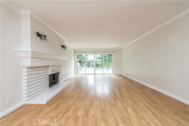 Detail Gallery Image 6 of 43 For 15305 Moulins Cir, Irvine,  CA 92604 - 4 Beds | 2/1 Baths