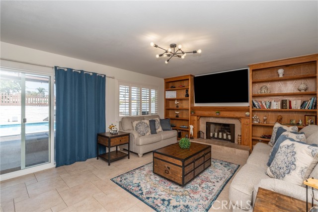 Image 14 of 44 For 1609 Fairview Drive