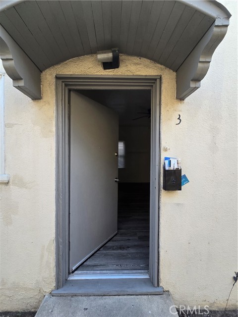 Detail Gallery Image 8 of 22 For 551 W 10th St #3,  Long Beach,  CA 90813 - 0 Beds | 1 Baths