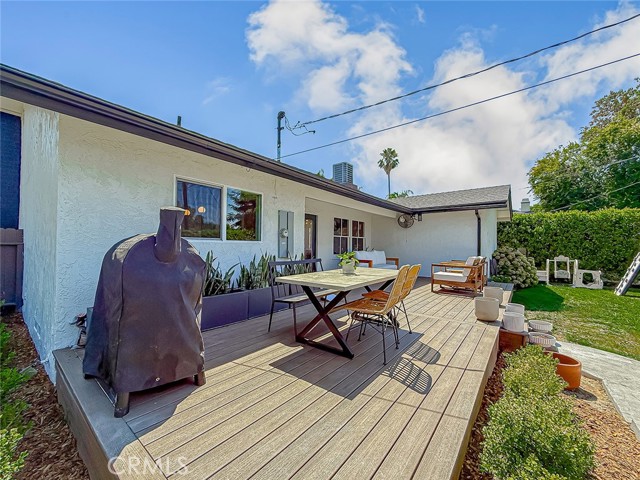 Detail Gallery Image 34 of 54 For 22245 Welby Way, Woodland Hills,  CA 91303 - 4 Beds | 3 Baths