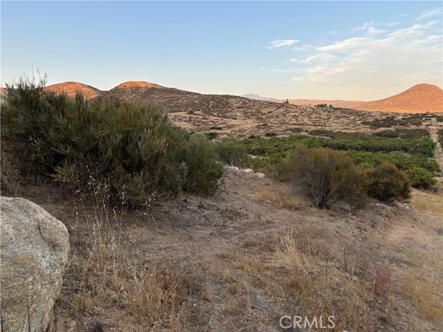 Detail Gallery Image 4 of 11 For 0 Jonas Ct, Hemet,  CA 92544 - – Beds | – Baths