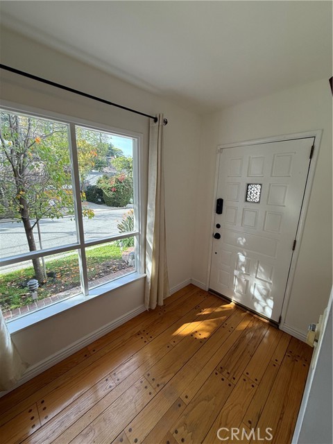 Detail Gallery Image 35 of 38 For 3826 Dixie Canyon, Sherman Oaks,  CA 91423 - 3 Beds | 3 Baths