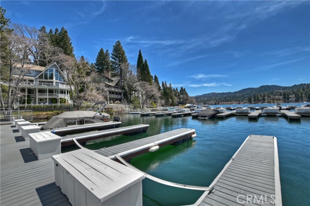 Detail Gallery Image 50 of 59 For 27657 Peninsula Dr #126,  Lake Arrowhead,  CA 92352 - 5 Beds | 3 Baths