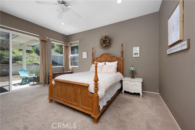 42708 Mountain Shadow Road, Murrieta CA: https://media.crmls.org/medias/ea38b89b-051f-473c-9dc3-b1ab566798ef.jpg
