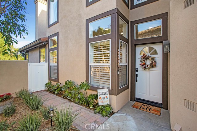 Image 12 of 37 For 24 Mayfair  