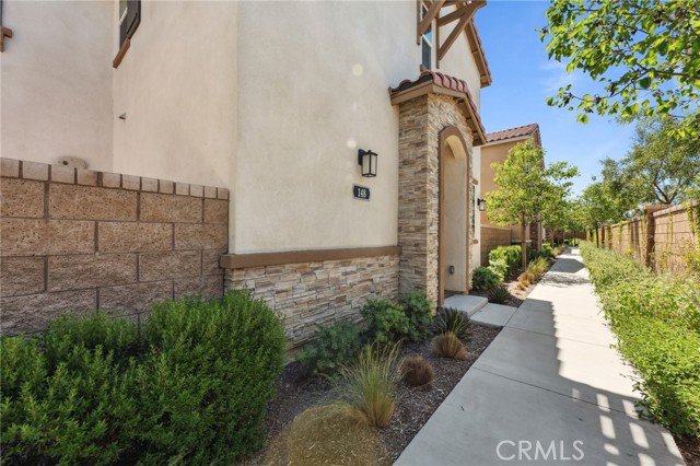 Detail Gallery Image 3 of 45 For 148 Camden Ct, Perris,  CA 92571 - 3 Beds | 2/1 Baths
