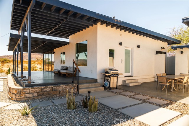 62176 Highland View Drive, Joshua Tree CA: https://media.crmls.org/medias/ea3962e5-ea6b-4e37-913f-562c2857eaef.jpg