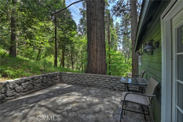 Detail Gallery Image 10 of 33 For 27245 Little Bear Rd, Blue Jay,  CA 92317 - 2 Beds | 1 Baths