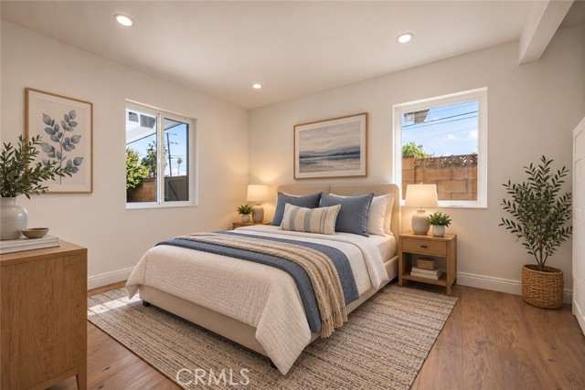 21001 Gault Street photo 21