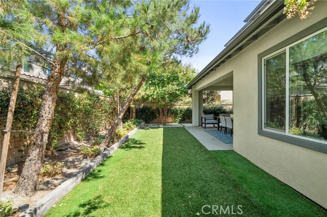 2621 E Clara Lane, Ontario CA: https://media.crmls.org/medias/ea3a7418-eebe-442a-b266-234d2051609d.jpg