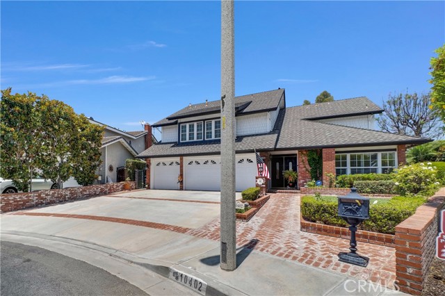 Detail Gallery Image 3 of 45 For 10402 El Dorado Way, Los Alamitos,  CA 90720 - 5 Beds | 3 Baths