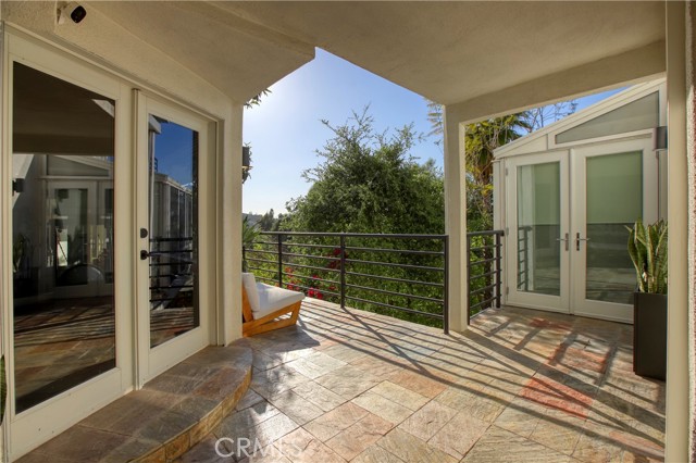 3863 Sherwood Place, Sherman Oaks CA: https://media.crmls.org/medias/ea3ac088-2e09-4ffc-9837-7edbdfcaeb1d.jpg