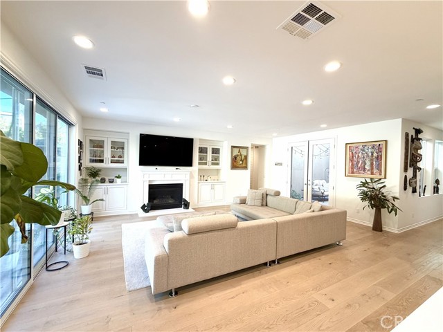 Detail Gallery Image 25 of 72 For 6845 Shadow Wood Dr, Moorpark,  CA 93021 - 5 Beds | 4/1 Baths