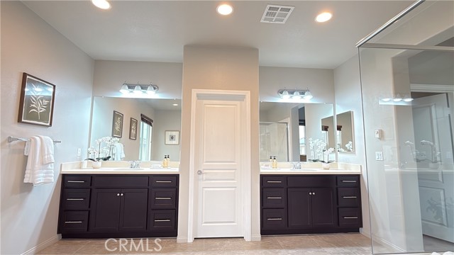 7833 Wild Rye Street, Chino CA: https://media.crmls.org/medias/ea3b3611-9d27-4035-b14c-4a7f26e05c01.jpg