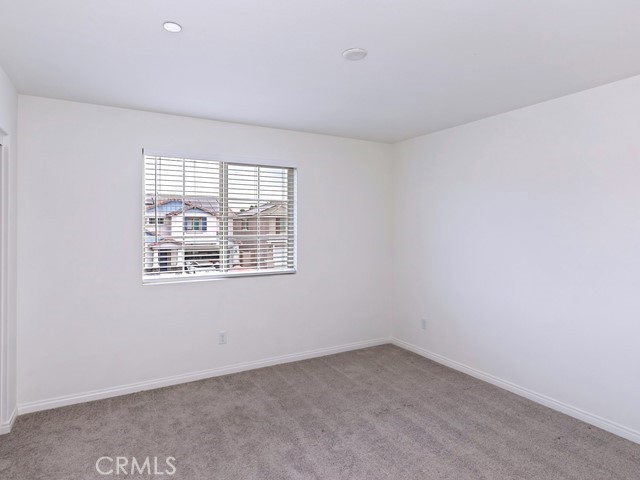 https://media.crmls.org/medias/ea3cbd15-efea-4a05-acd9-d067b98258da.jpg?preset=X-Large