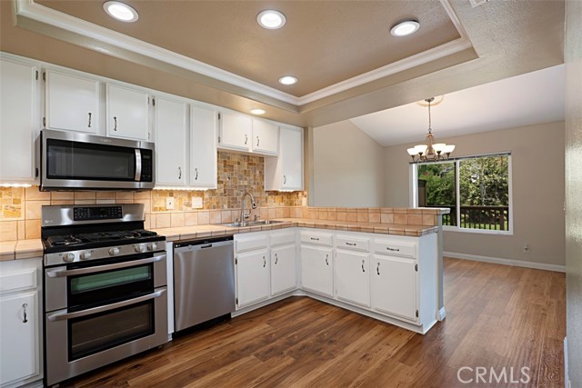 4224 Los Padres Drive, Fallbrook, California 92028, 3 Bedrooms Bedrooms, ,2 BathroomsBathrooms,Residential,For Sale,Los Padres Drive,SW24116858