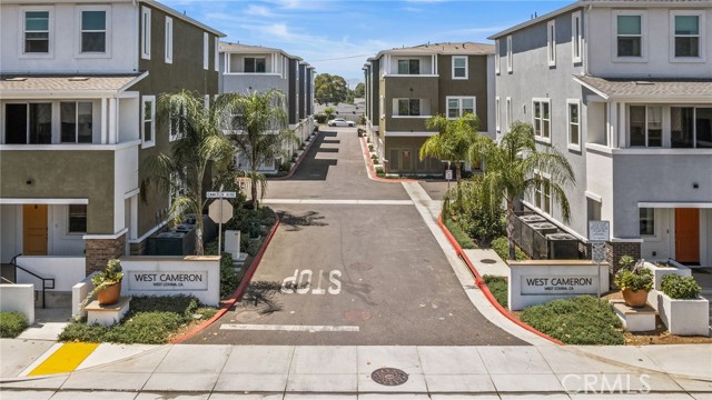 1752 Cayton Loop, West Covina CA: https://media.crmls.org/medias/ea3dc359-01c3-4f19-9aa6-82166896dc36.jpg