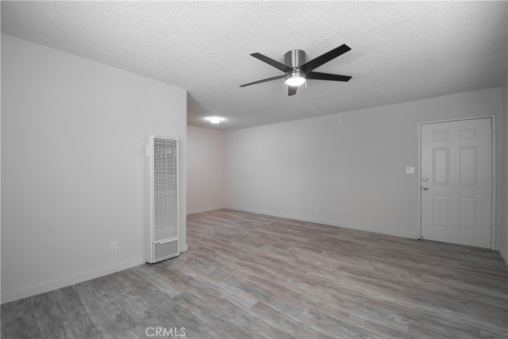 MLS #OC25241963 image #8