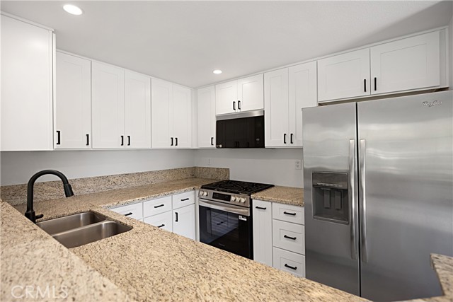 Detail Gallery Image 6 of 49 For 26532 Merienda #5, Laguna Hills,  CA 92656 - 2 Beds | 2 Baths