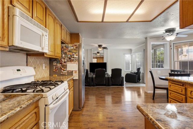 Detail Gallery Image 20 of 37 For 1567 Brentwood, Upland,  CA 91786 - 3 Beds | 2/1 Baths