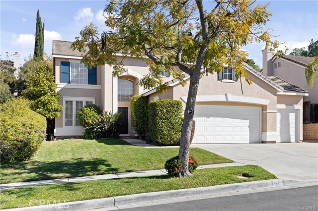 Detail Gallery Image 3 of 32 For 747 Ochee Cir, Corona,  CA 92879 - 4 Beds | 3 Baths