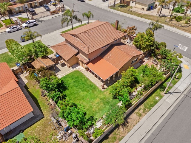 Detail Gallery Image 36 of 39 For 756 W Fontlee Ln, Rialto,  CA 92376 - 4 Beds | 2/1 Baths