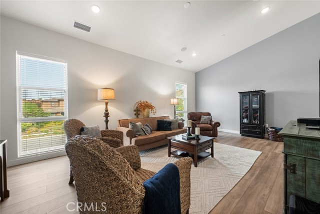 Detail Gallery Image 10 of 65 For 3540 Rawley St, Corona,  CA 92882 - 4 Beds | 3/1 Baths