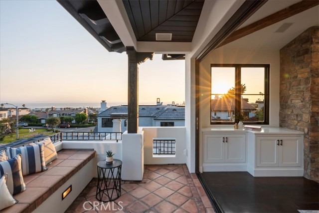 1019 Duncan Avenue, Manhattan Beach, California 90266, 5 Bedrooms Bedrooms, ,5 BathroomsBathrooms,Single Family Residence,For Sale,Duncan,SB24155948