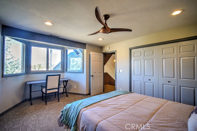 Detail Gallery Image 20 of 31 For 1412 E Big Bear Bld, Big Bear City,  CA 92314 - 3 Beds | 2 Baths