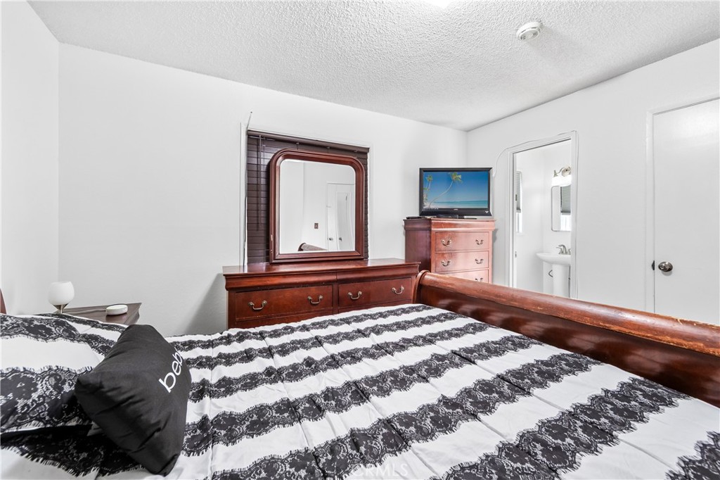 MLS #PW25253351 image #29