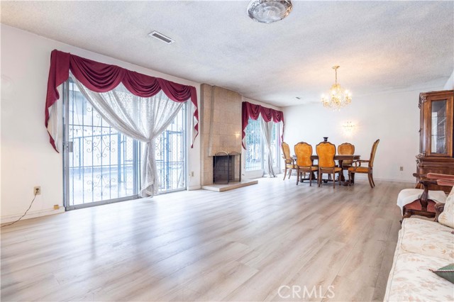 Detail Gallery Image 15 of 32 For 16643 Tuba, Granada Hills,  CA 91343 - 3 Beds | 2 Baths