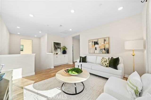 Detail Gallery Image 46 of 52 For 386 Chorus, Irvine,  CA 92618 - 4 Beds | 3 Baths