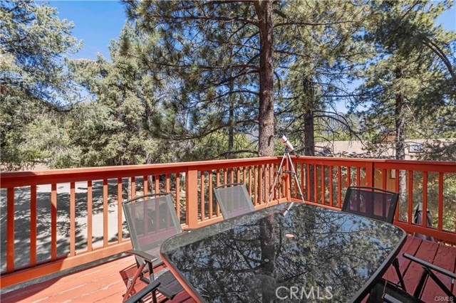 1808 Freeman Drive, Pine Mountain Club CA: https://media.crmls.org/medias/ea41ee77-c50d-450c-a37e-61faf1843007.jpg