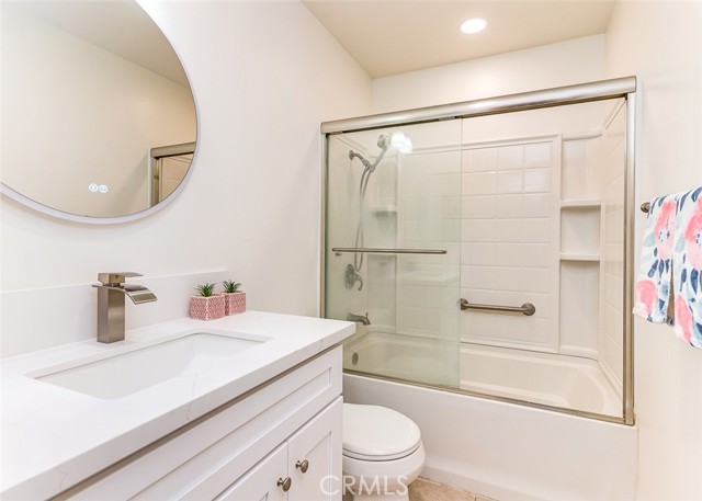 Detail Gallery Image 19 of 35 For 13606 La Jolla Cir #G,  La Mirada,  CA 90638 - 2 Beds | 2 Baths