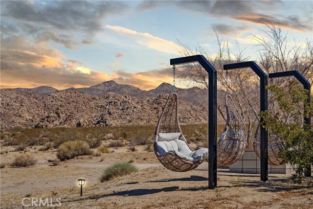 7190 Lawrence Avenue, Joshua Tree CA: https://media.crmls.org/medias/ea428129-0f78-4b12-8d52-375c60c5feb2.jpg